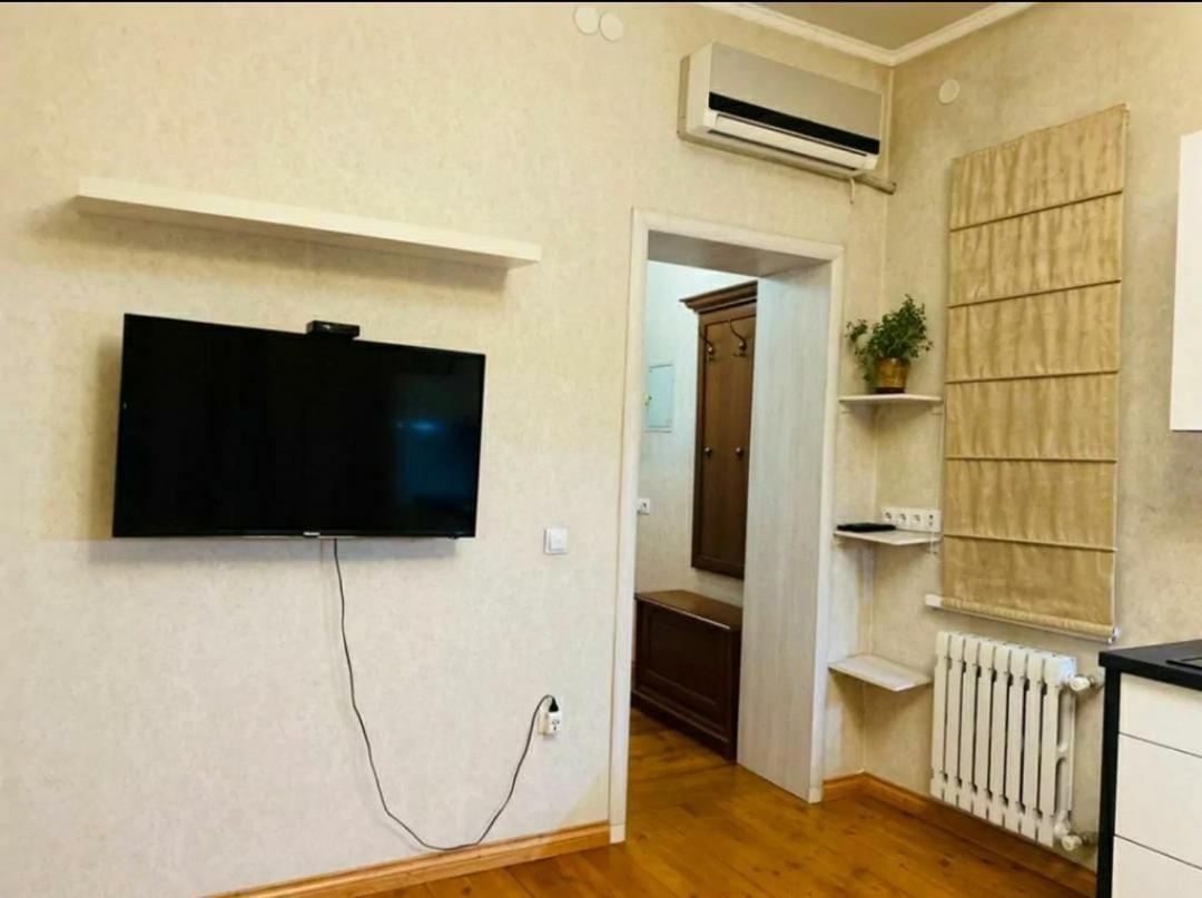 Бульвар Эркиндик74 Bischkek Exterior foto